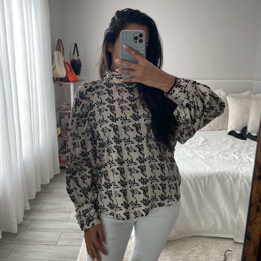 ZARA Black and Cream Geometric Blouse